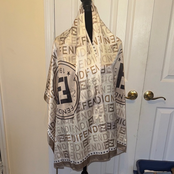 no brand Accessories - Beige and Brown Logo Shawl